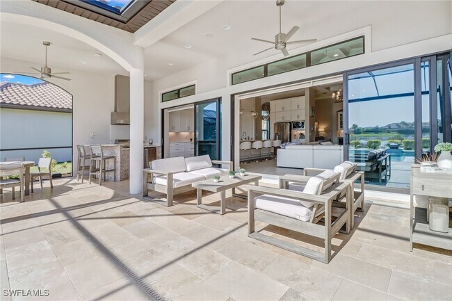 Photo - 9412 Rapallo St