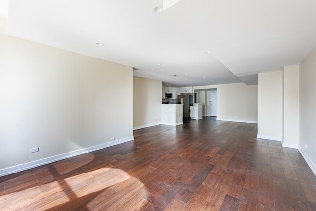 Photo - 40 E 9th St Unit 1804
