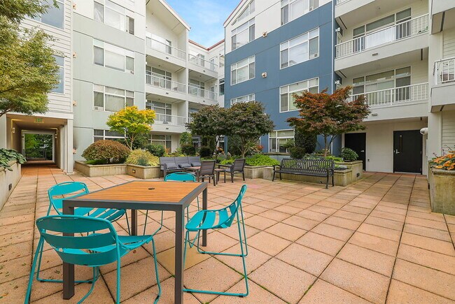 Photo - Courtyard Off Main