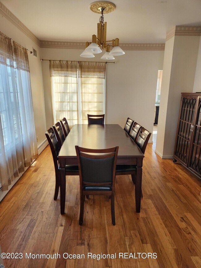 Photo - 78 Poplar Ave