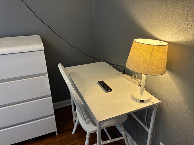 Photo - 3126 Martha St