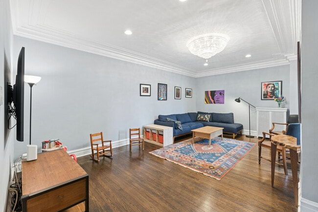Photo - 5840 S Stony Island Ave Unit 3F