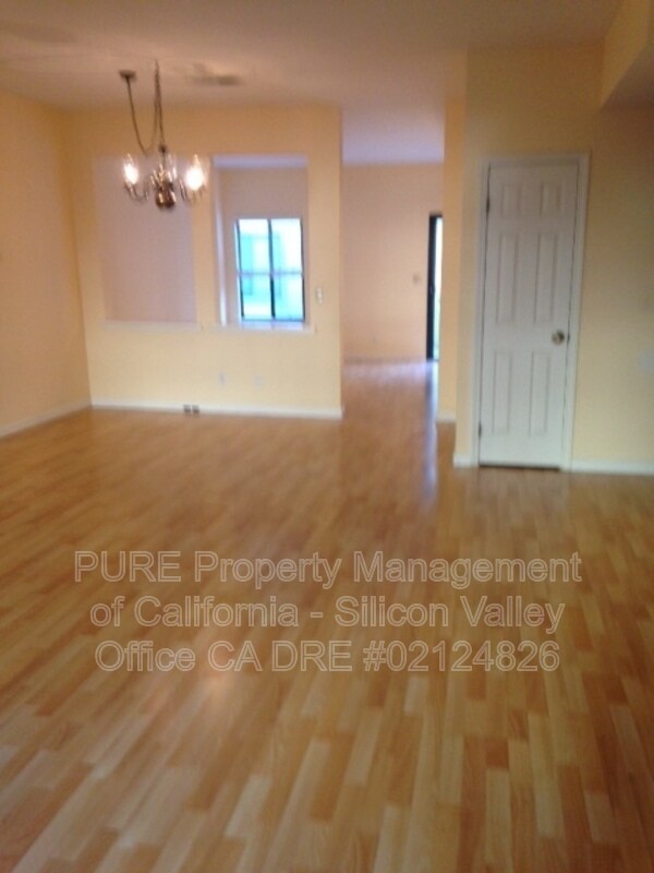 Photo - 967 La Mesa Terrace Unit D