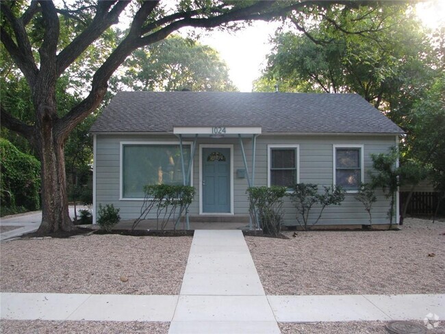 Building Photo - 1024 Ellingson Ln Rental