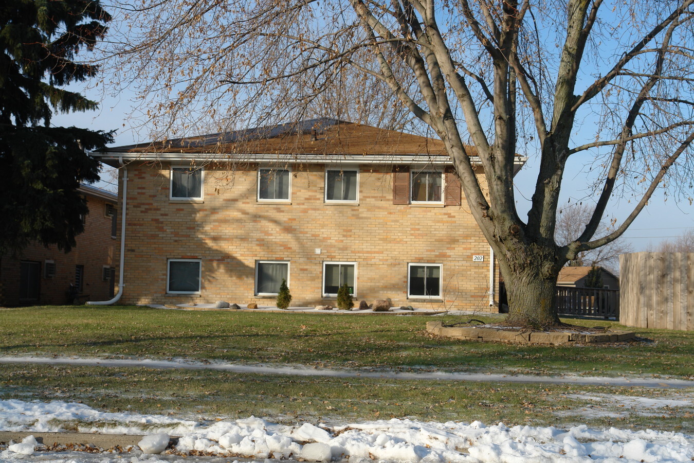 Photo - 202 NW College Ave Apartments
