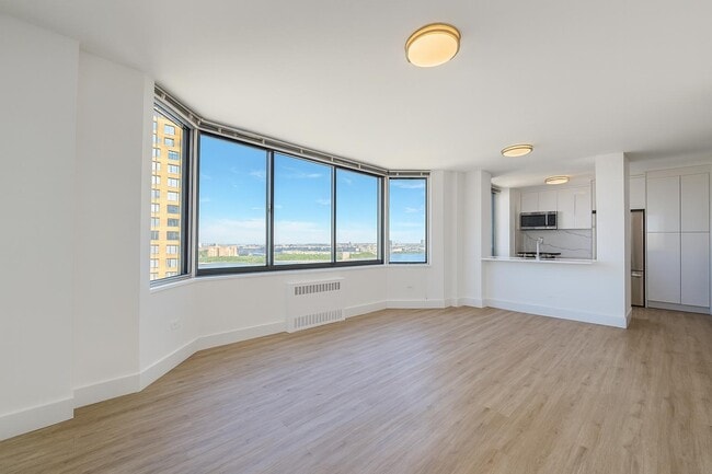 Photo - 1735 York Ave Unit 29A