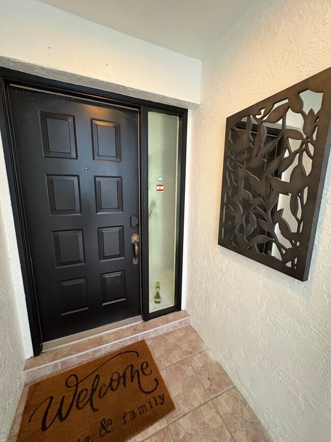 Photo - 1352 Monarch Cir