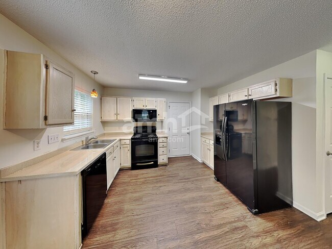 Photo - 5512 Chasewind Dr