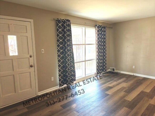 Photo - 32139 Balmoral St