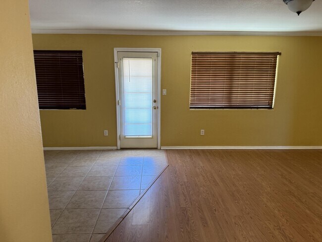 Photo - 9000 Underwood Ave