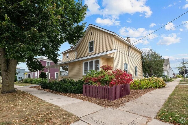 Building Photo - 332 Pennsylvania St Rental