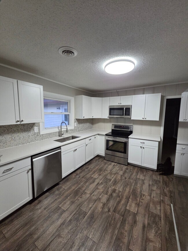 Photo - 515 Lillard Rd