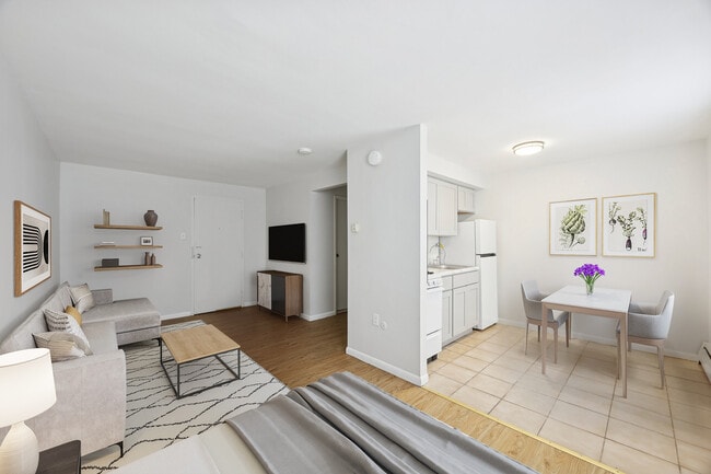 Building Photo - 7131 Marshall Rd Unit B9 Rental