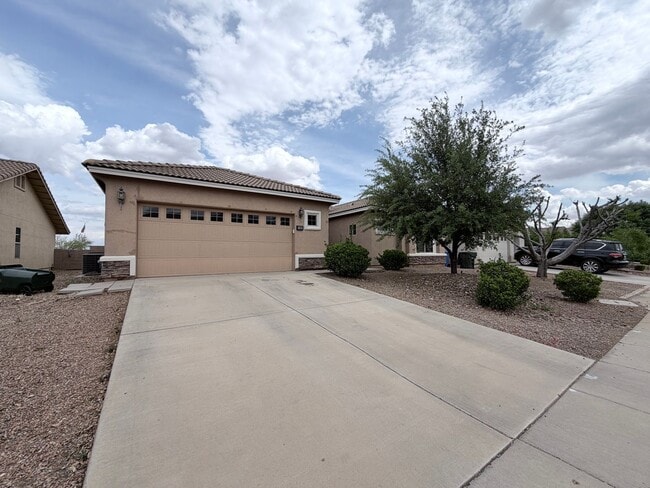 Building Photo - 3BR/2BA/2.5CG, 1861 sq.ft. rental in Sierra Vista, AZ