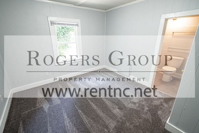 Photo - 529 Hatch St
