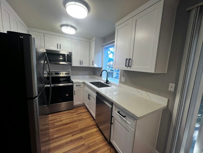 Photo - 3903 148th Ave NE