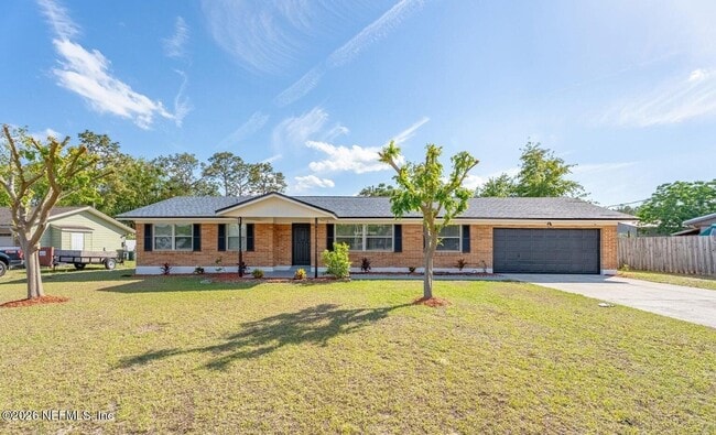 Building Photo - 3608 Fortuna Dr