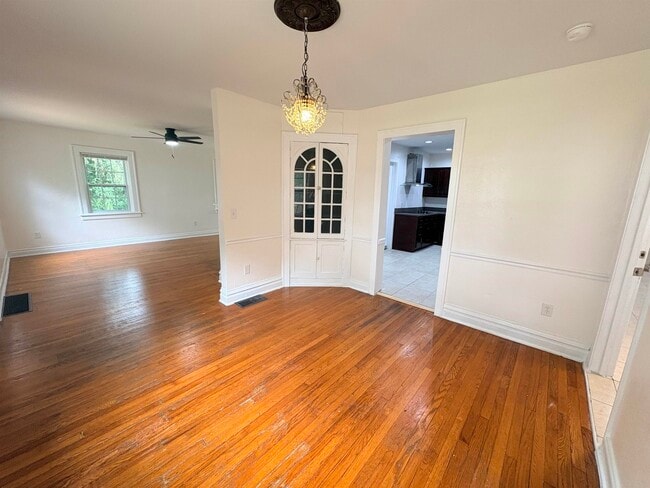 212 Barbourville Dr