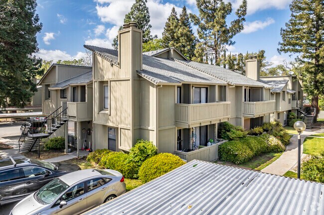 Vista alternativa del edificio - Twin Creek Commons