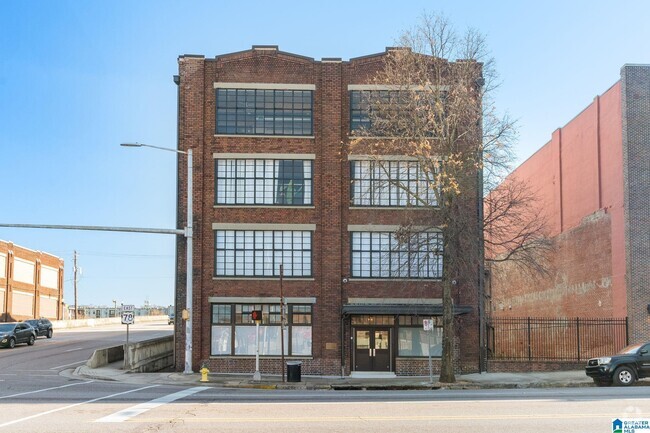 Building Photo - 2329 1st Ave N Unit 203 Rental