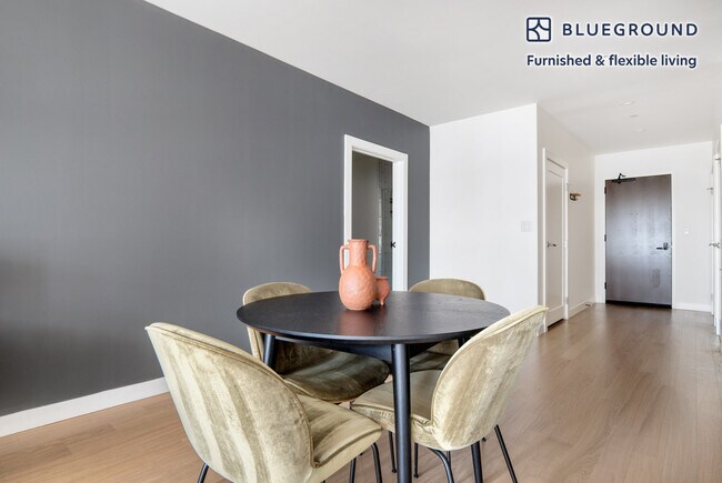 Photo - 775 Beacon St Unit FL5-ID854