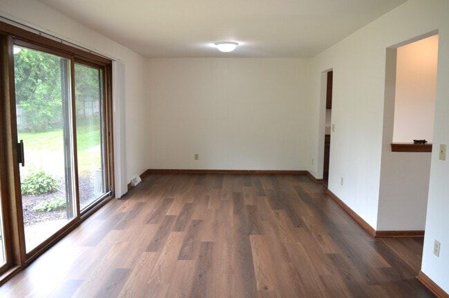 Photo - 6938 Chester Dr