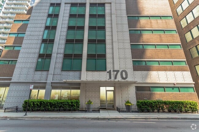 Building Photo - 170 W Polk St Unit 1007 Rental