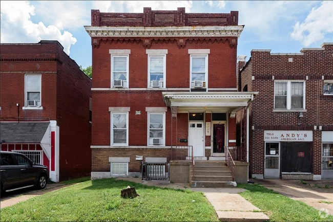 Building Photo - 4005 S Grand Blvd Unit A Rental