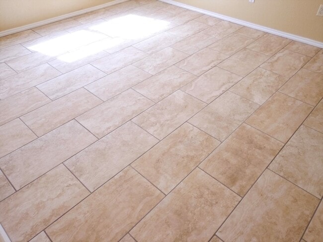 Photo - Affordable, move in ready home!