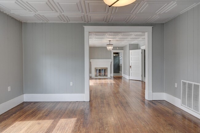 Photo - 310 N Jackson Ave