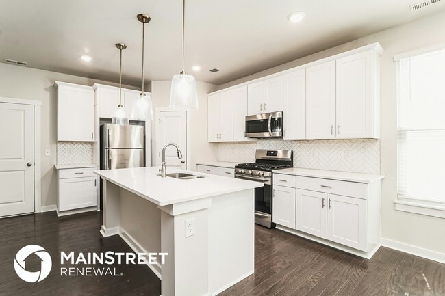 Photo - 6228 Coatbridge Ln