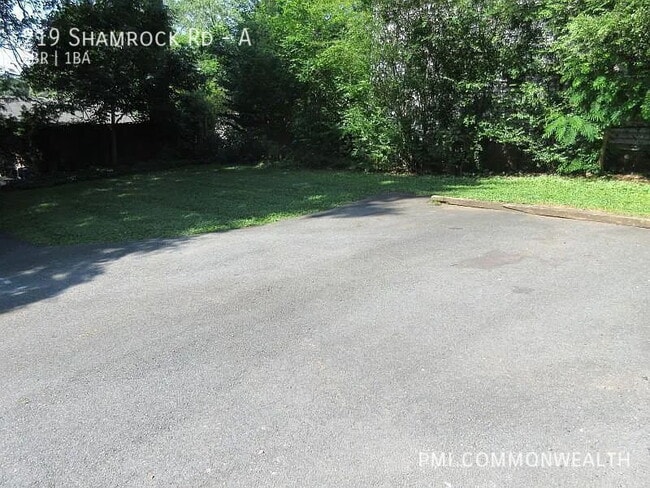 Photo - 219 Shamrock Rd Unit A