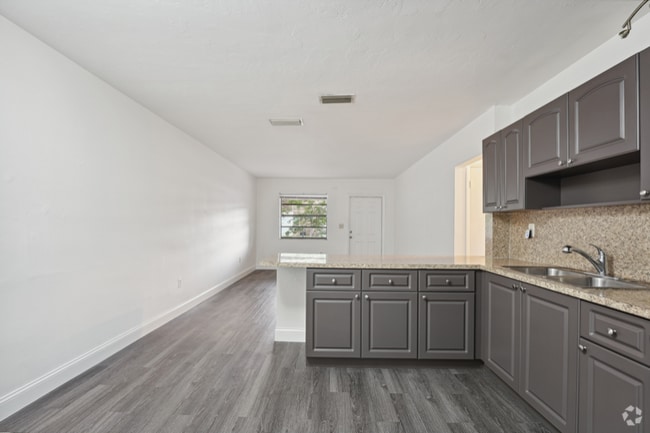 Building Photo - 6144 SW 30th St Rental