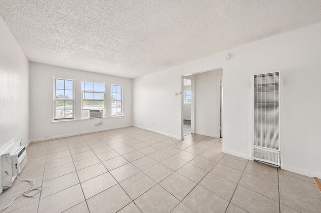 Photo - 6044 Marysville Blvd