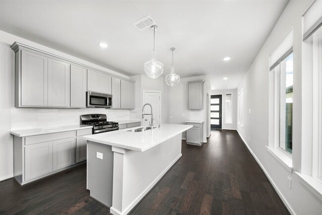 Building Photo - 15642 Dark Sky Trail