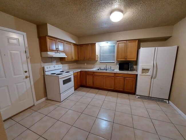 Photo - 1611 2nd St