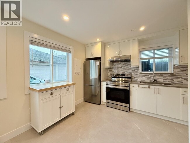 Photo - 6 W 47th Ave