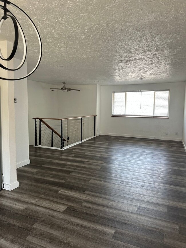 Building Photo - York Duplex Unit 1 Rental