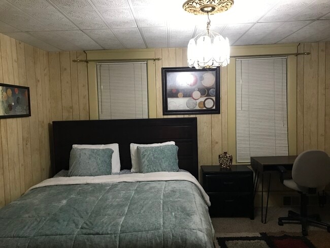 Photo - 2127 Prior Ct Unit Down