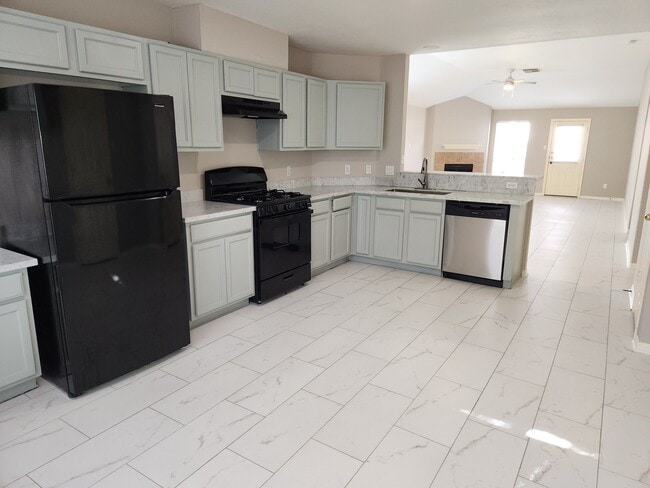 Photo - 3907 Liberty Square Trail