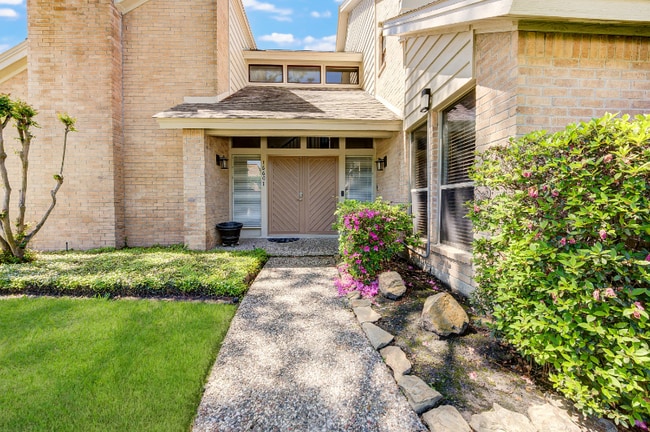 Photo - 16607 Brenton Oaks Dr