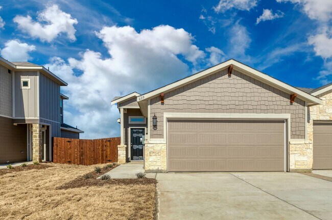 GORGEOUS 3 BEDROOM DUPLEX LOCATED IN MIDLO... - GORGEOUS 3 BEDROOM DUPLEX LOCATED IN MIDLO... Casa Adosada
