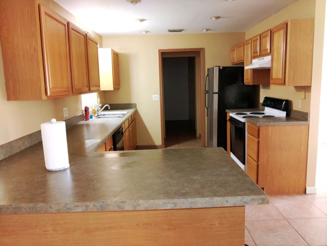 Photo - 1007 Matterhorn St