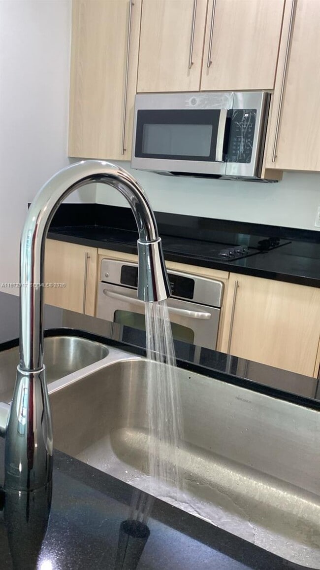 Photo - 1111 SW 1st Ave Unit 2016-N