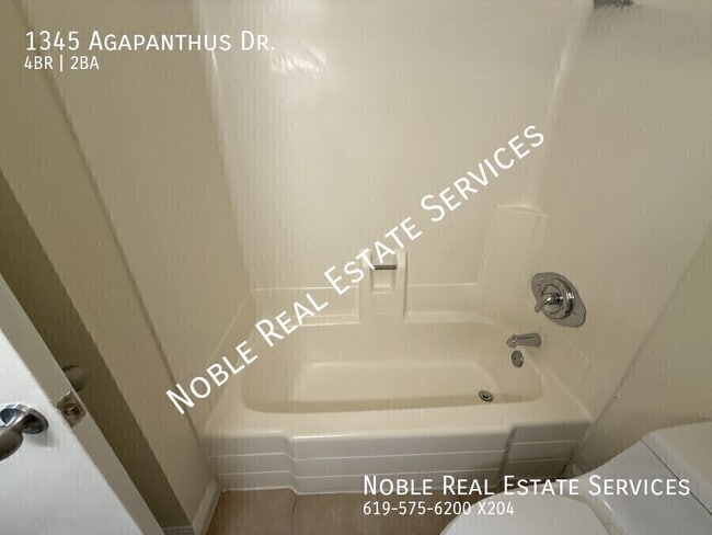 Building Photo - 1345 Agapanthus Dr