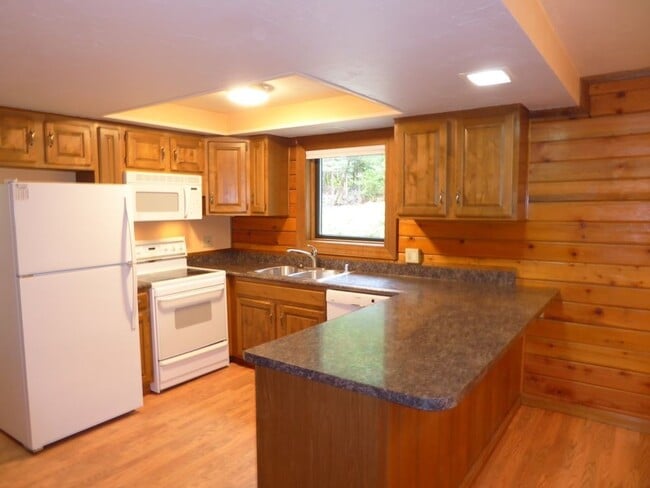 10903 Mendenhall Loop Rd