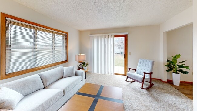 1201 W Wausau Ave