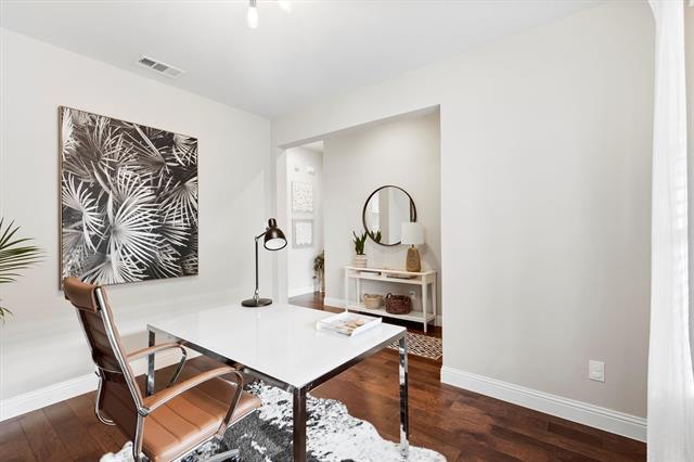 Photo - 4520 Del Rey Ave