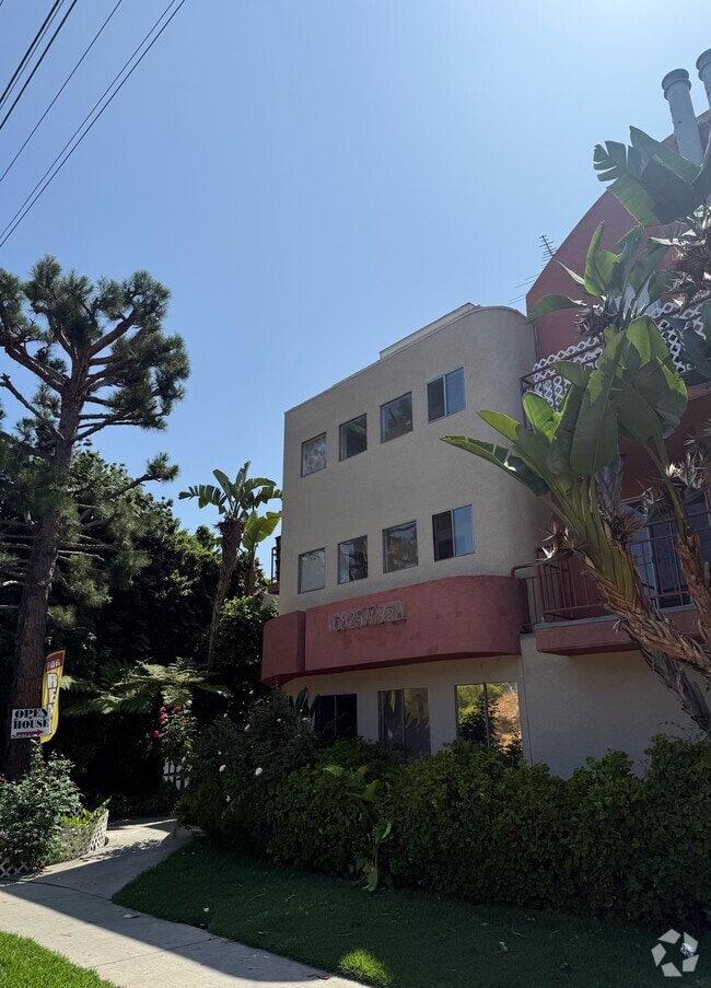 Building Photo - HSK Unit 103 Rental