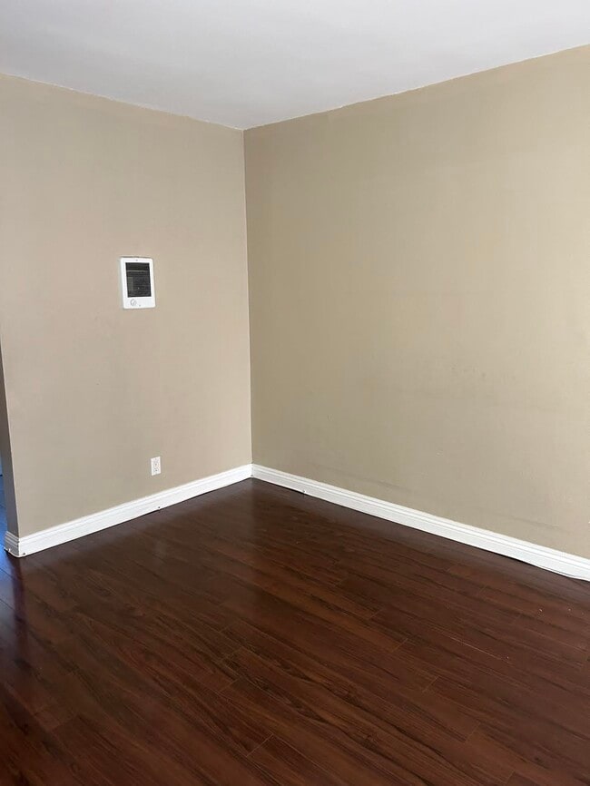 Photo - 335 Cedar Ave Unit 310